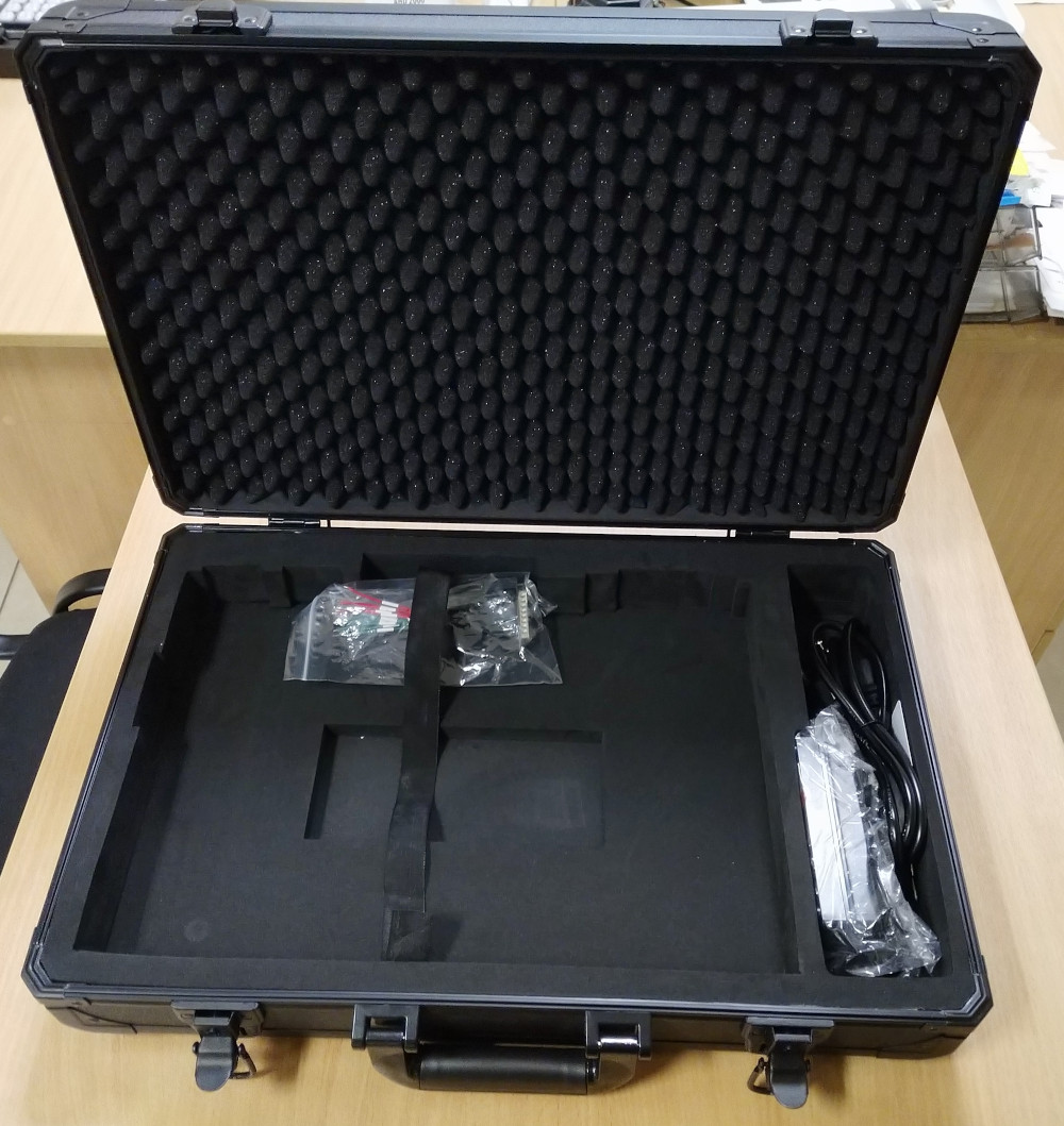 Avmatrix PVS0615 case inside